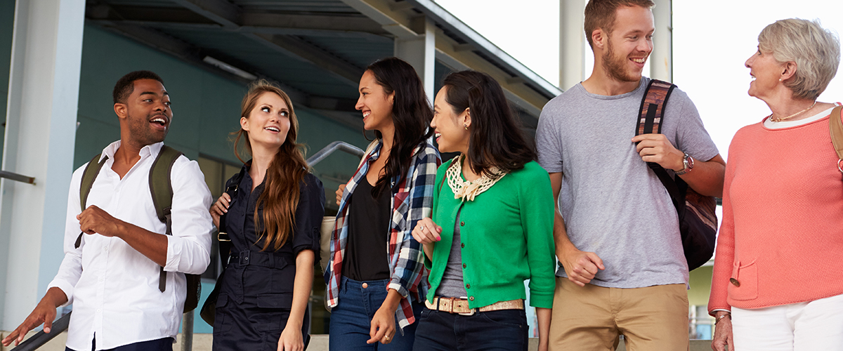 An image of a group of students walking to class.